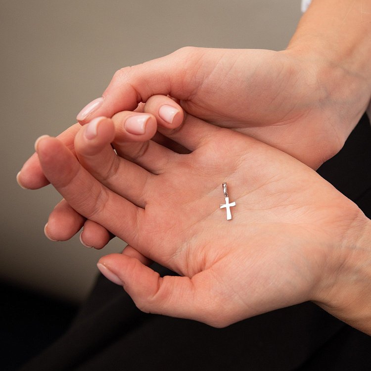 Золотой детский крестик п03161 от ювелирного магазина Оникс - 1