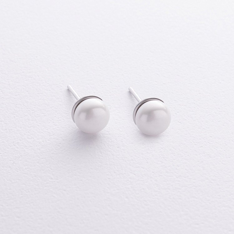 Серебряные серьги-пусеты (культ. пресн. жемчуг) 8 мм 121025 от ювелирного магазина Оникс