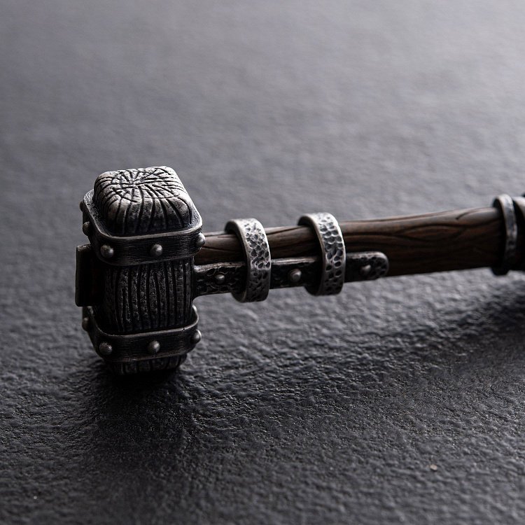 Срібний брелок "Молот вікінга" з ебеном 1116 від ювелірного магазину Онікс - 2