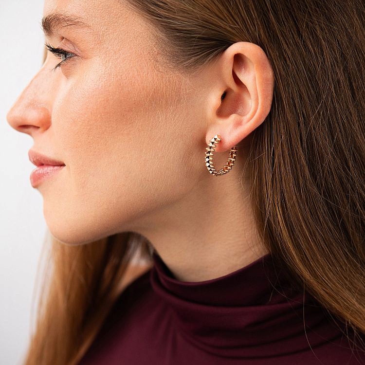 Серьги - кольца в красном золоте с08618 от ювелирного магазина Оникс