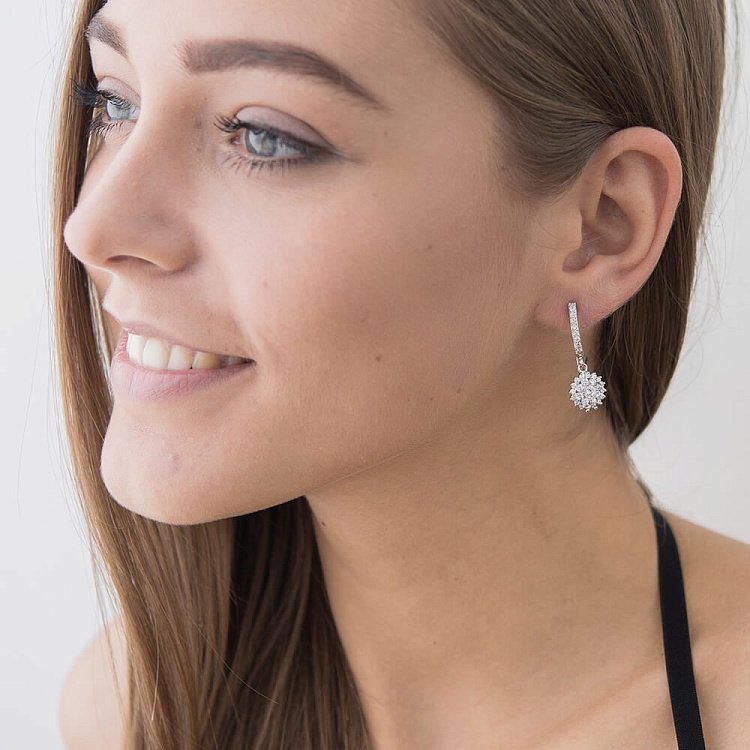 Серебряные серьги с фианитами с26 от ювелирного магазина Оникс - 3