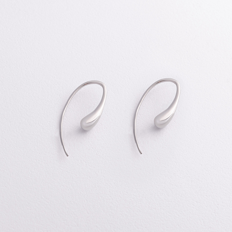 Серебряные серьги "Hailey" 7294 от ювелирного магазина Оникс