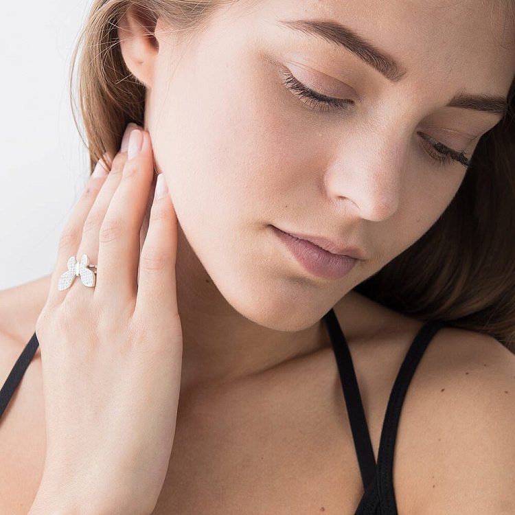 Срібний перстень "Метелик" з фіанітами 111724 від ювелірного магазину Онікс - 3