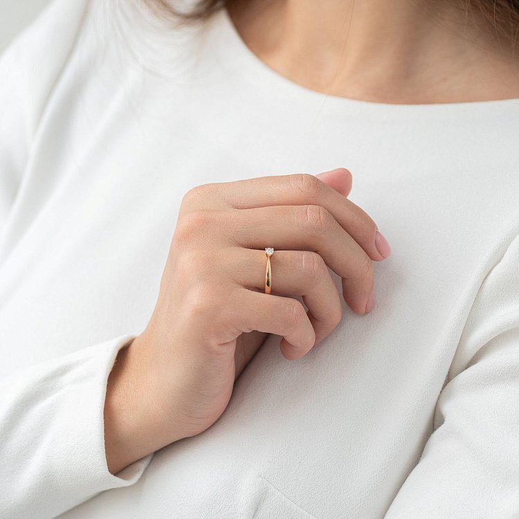 Золотое помолвочное кольцо (цирконий Swarovski) к06222 от ювелирного магазина Оникс - 3