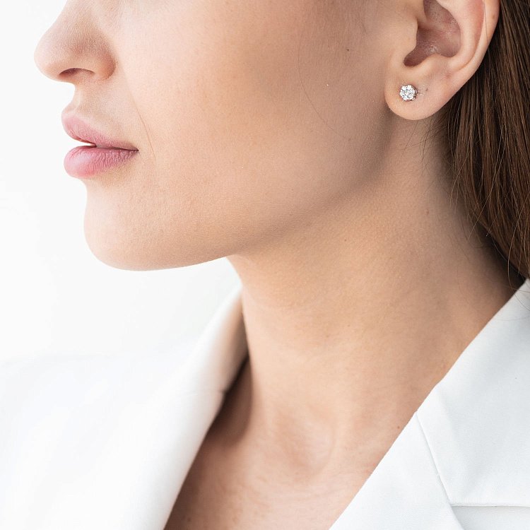 Золоті сережки - пусети "Квіточки" з діамантами сб0111gl від ювелірного магазину Онікс - 1