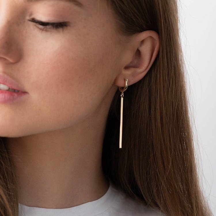 Серьги в желтом золоте на английской застежке с07083 от ювелирного магазина Оникс - 3