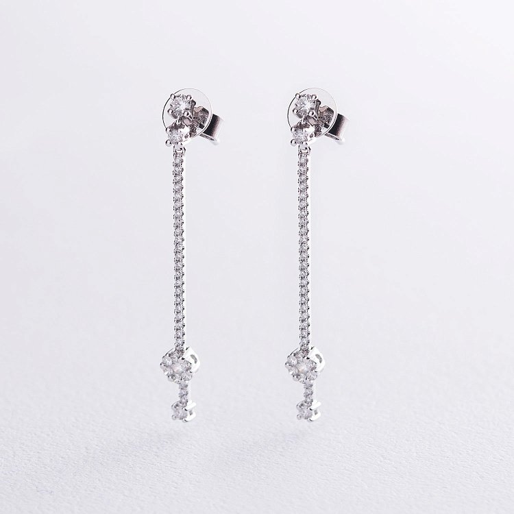 Золотые серьги - пусеты с бриллиантами сб0326ca от ювелирного магазина Оникс