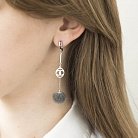 Серебряные серьги (искусственный мех, фианиты) 122205 от ювелирного магазина Оникс - 2