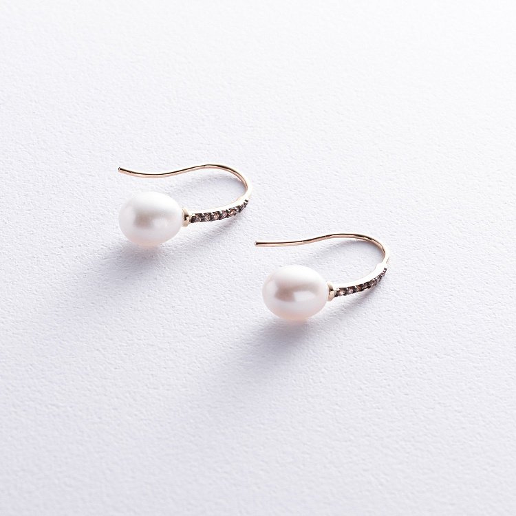 Золотые серьги - петельки "Оливия" с жемчугом и фианитами с08514 от ювелирного магазина Оникс - 4