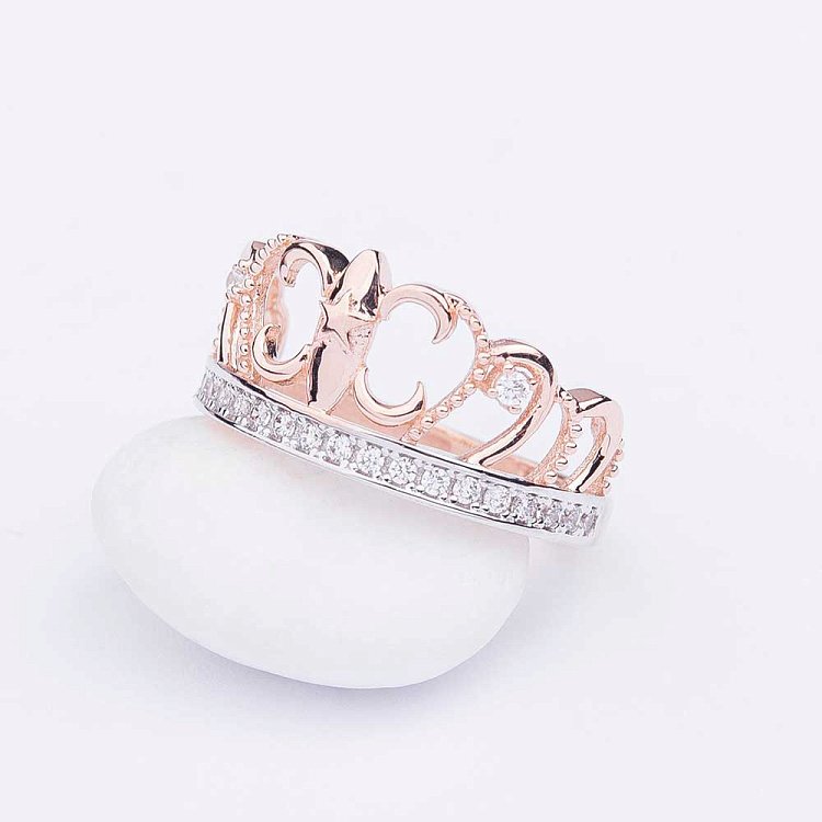 Золотое кольцо "Корона" с фианитами к03935 от ювелирного магазина Оникс - 2