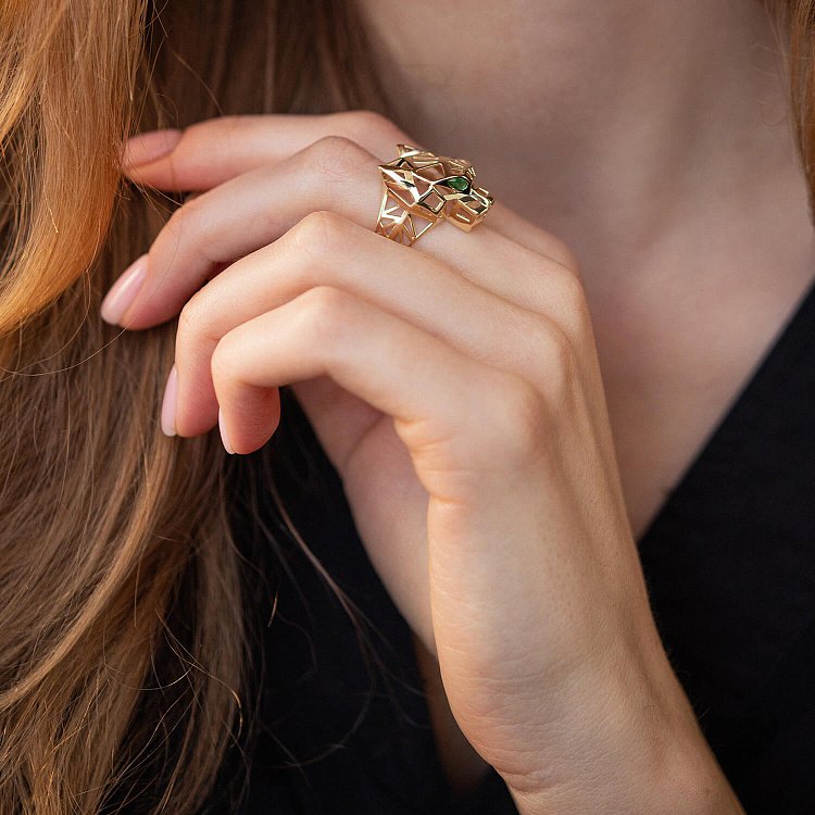 Каблучка "Пантера" в жовтому золоті (фіаніти) к07335 від ювелірного магазину Онікс - 1