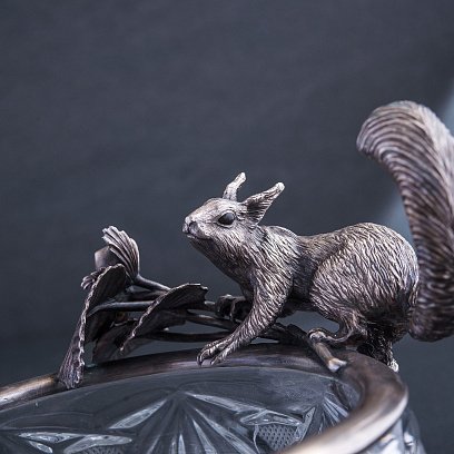 Срібна ваза для цукерок ручної роботи "Білочка" хруст.белка №3