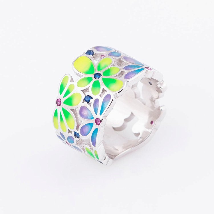 Срібний перстень з фіанітами і емаллю 111943 від ювелірного магазину Онікс