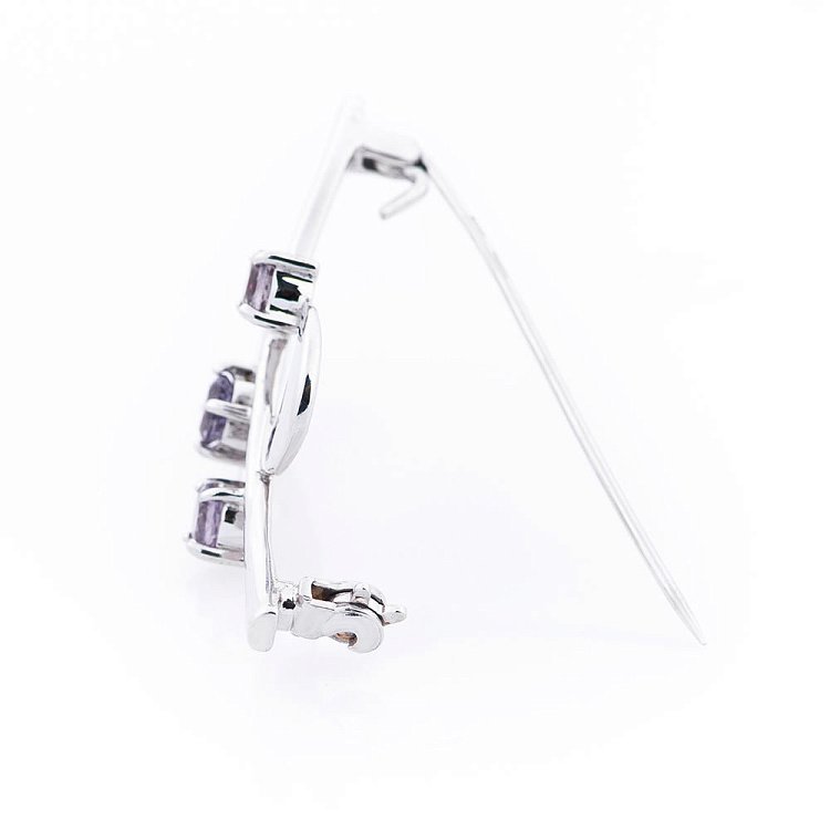 Серебряная брошка с аметистом 16064 от ювелирного магазина Оникс - 1