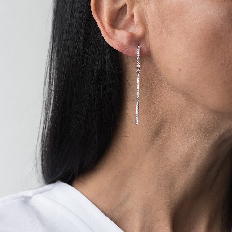 Висячі сережки з діамантами з білого золота сб0298ca від ювелірного магазину Онікс - 1