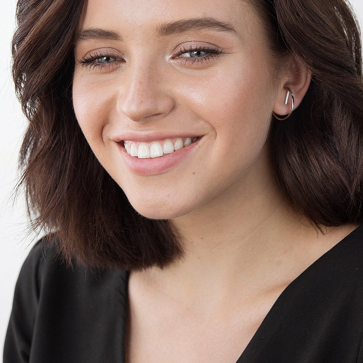 Срібні сережки - пусети в стилі мінімалізм 122505 від ювелірного магазину Онікс - 5