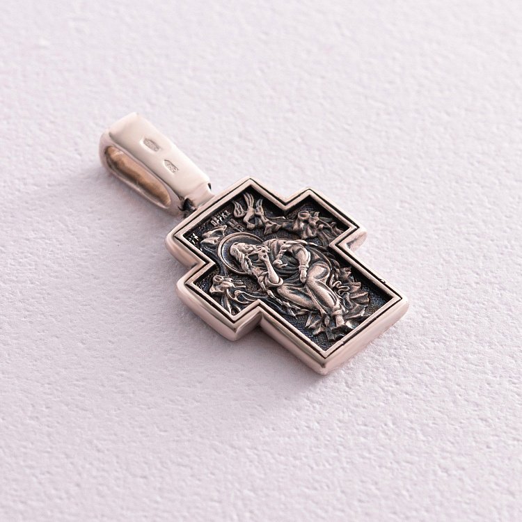 Срібний православний хрестик з чорнінням "Господь Вседержитель. Пророк Ілля в пустелі" 13660 від ювелірного магазину Онікс - 1