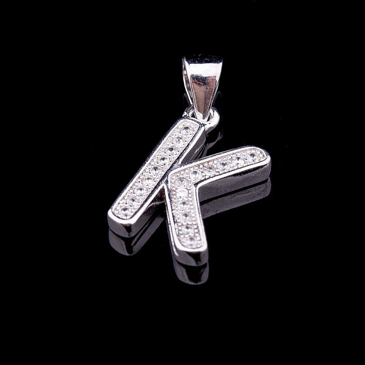 Срібна підвіска "літера К" з фіанітами 132212 К від ювелірного магазину Онікс