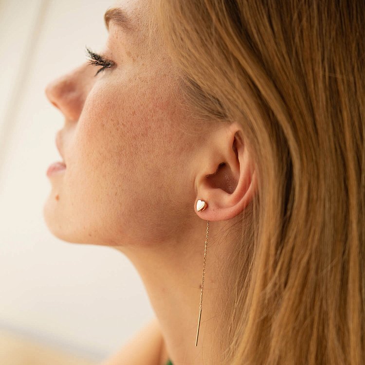 Золотые серьги - протяжки "Сердечки" с фианитами с08257 от ювелирного магазина Оникс - 3