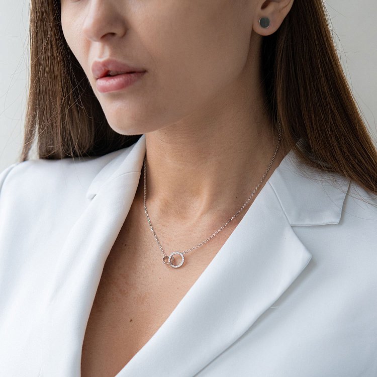 Серебряное колье "Сплетение колец" с фианитами 181093 от ювелирного магазина Оникс