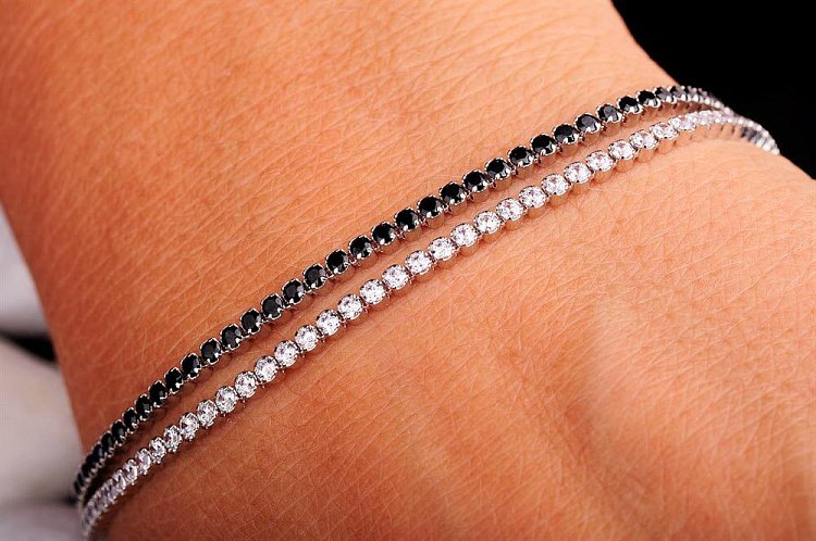 Жіночий браслет з білого золота з фіанітами б01686 від ювелірного магазину Онікс - 4