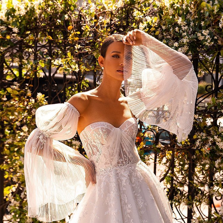 Серьги "Клевер" в желтом золоте (перламутр) с06900 от ювелирного магазина Оникс - 2