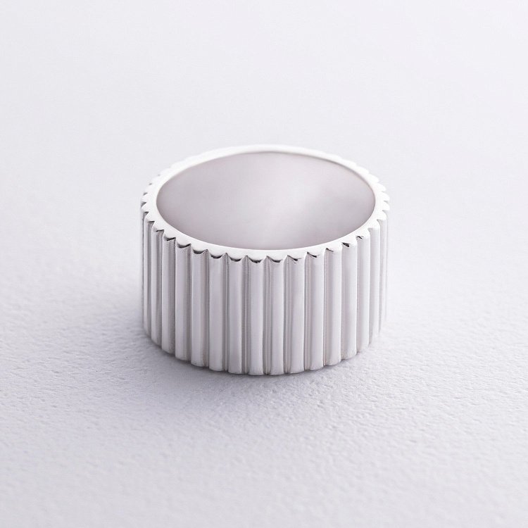 Широка срібна каблучка "Енід" 112693 від ювелірного магазину Онікс