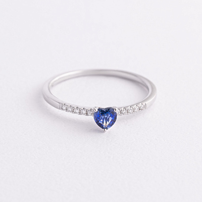 Золотое кольцо "Сердечко" с бриллиантами и сапфиром кб0625ca