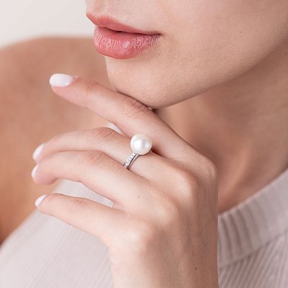 Серебряное кольцо с жемчугом и фианитами 1801/1р-PWT №2