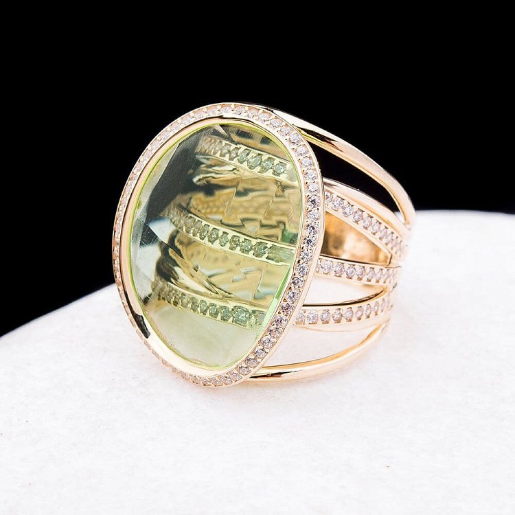 Эксклюзивное золотое кольцо с празиолитом и фианитами к04289 от ювелирного магазина Оникс - 2