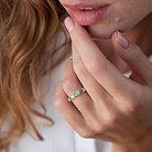 Серебряное кольцо с дорожкой голубых и желтых камней 112664 от ювелирного магазина Оникс - 8