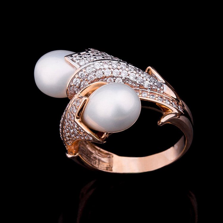 Золотое кольцо с жемчугом и фианитами к03813 от ювелирного магазина Оникс - 4