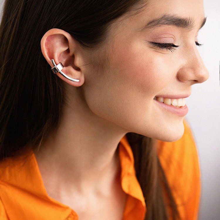 Серебряная каффа "Прикосновение" (на правое ушко) 122913 от ювелирного магазина Оникс - 6