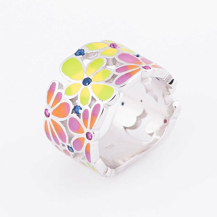 Серебряное кольцо с фианитами и эмалью 111942 от ювелирного магазина Оникс