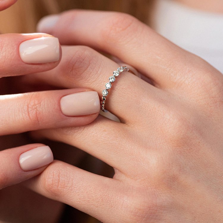 Каблучка в білому золоті з діамантами кб0493cha від ювелірного магазину Онікс - 3