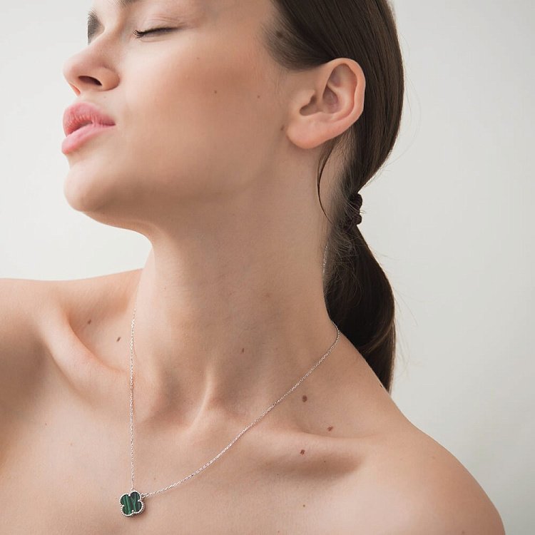 Срібне кольє "Конюшина" з малахітом 181267 від ювелірного магазину Онікс - 6