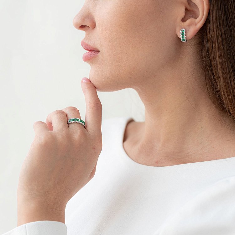 Золотые серьги с изумрудами и бриллиантами MR14882Egm от ювелирного магазина Оникс - 1