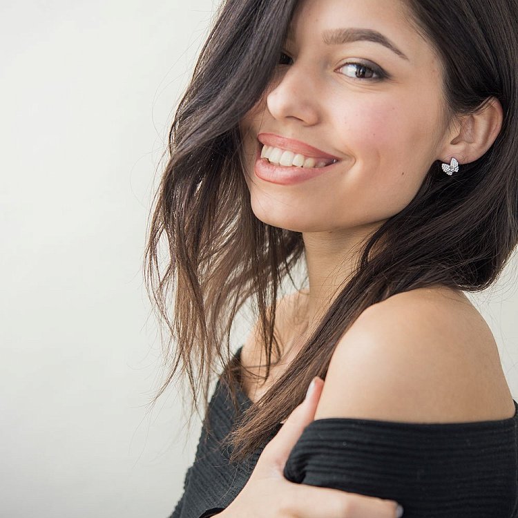 Срібні сережки "Метелики" (фіаніти) 121929 від ювелірного магазину Онікс - 2