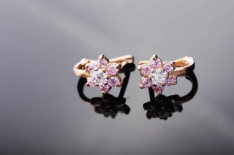 Сережки дитячі "Квіточки" (фіаніт) с00586 від ювелірного магазину Онікс - 3