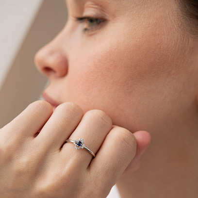 Золотое кольцо "Клевер" с бриллиантами и сапфиром кб0629ca №4