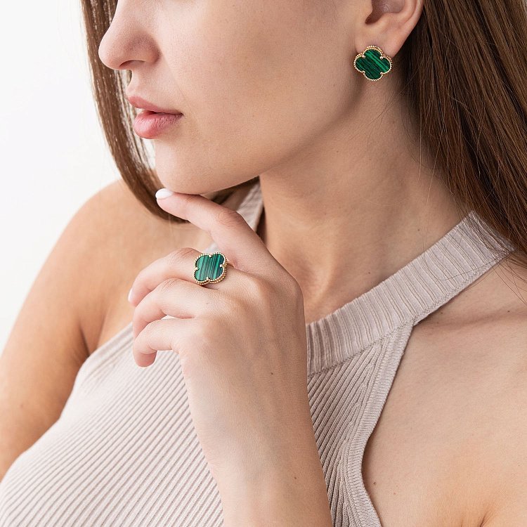 Золотые серьги "Клевер" с малахитом с07532 от ювелирного магазина Оникс - 3