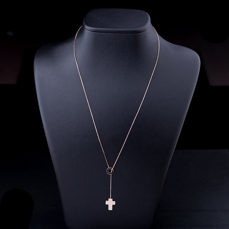 Золоте кольє з хрестиком кол01019 від ювелірного магазину Онікс