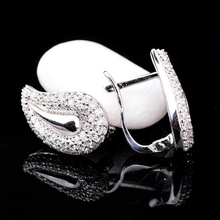 Серебряные сережки с фианитами 121401 от ювелирного магазина Оникс - 3