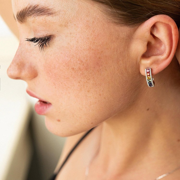 Золоті сережки - пусети з різнокольоровими сапфірами і діамантами сб0405nl від ювелірного магазину Онікс - 5