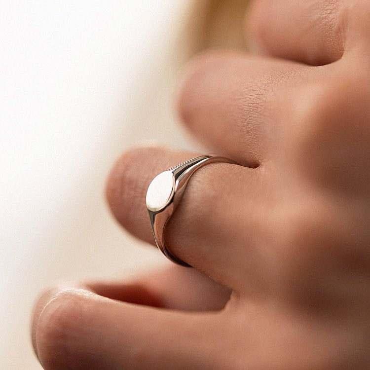 Печатка в сріблі (можливе гравіювання) 7068 від ювелірного магазину Онікс - 5