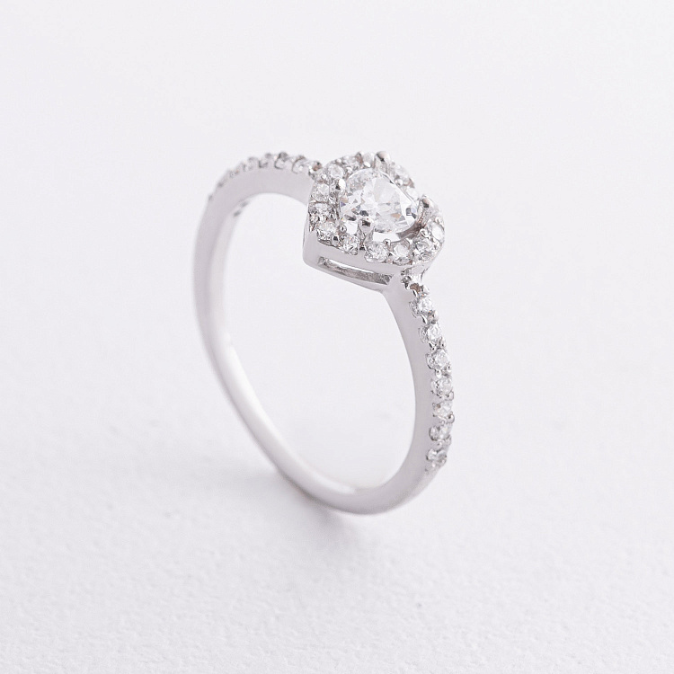 Срібна каблучка "Сердечко" з фіанітами 901-01568 від ювелірного магазину Онікс - 1