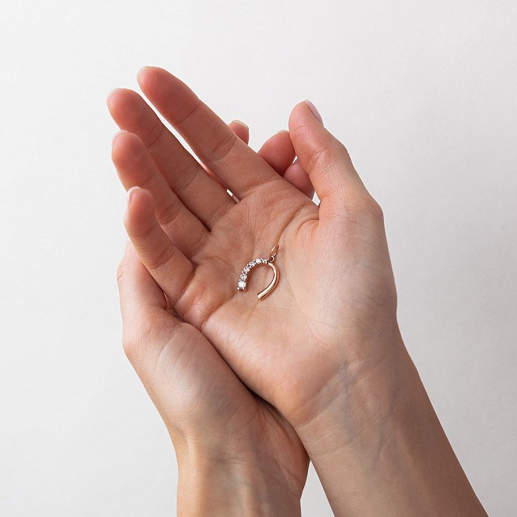 Золотая подвеска "Подкова" (фианит) п02946 от ювелирного магазина Оникс - 1