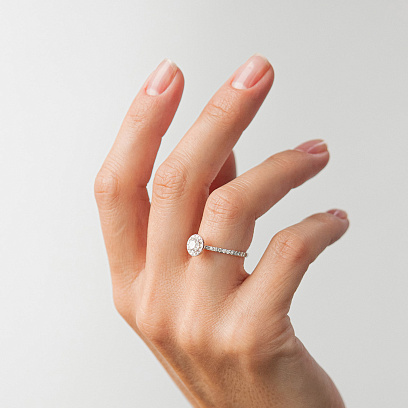 Золота каблучка з діамантами 244651121 №2