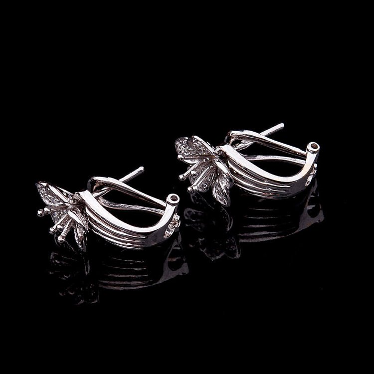 Золоті сережки "Квіточки" з фіанітами с02267 від ювелірного магазину Онікс - 1