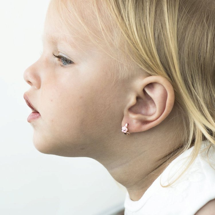 Золотые детские серьги "Цветочек" с эмалью с02315 от ювелирного магазина Оникс - 3